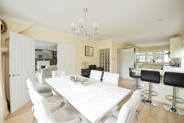 2a, Kings Gardens, Upminster photo 3