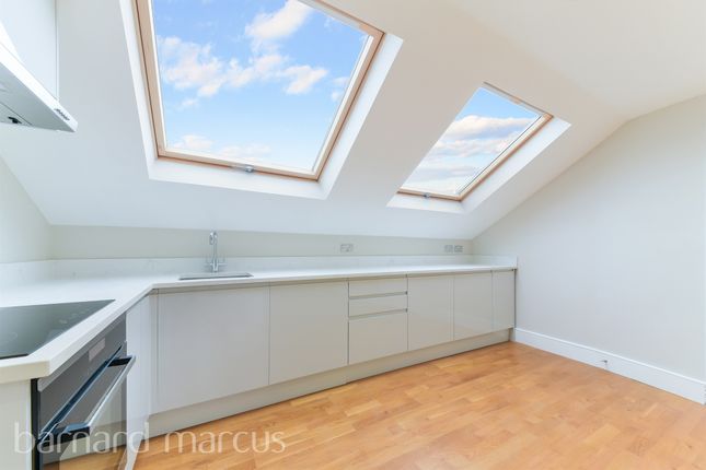 Flat for sale in Norbury Court Road, London