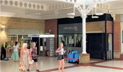 Thumbnail Retail premises to let in Unit 7 Emery Gate Shopping Centre, Chippenham, Wiltshire