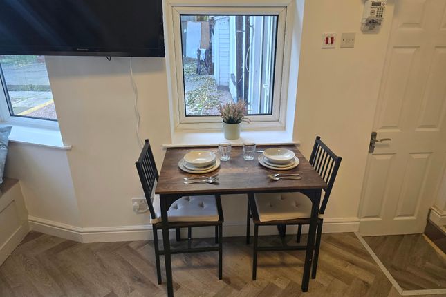 12, Walsall Road, Darlaston photo 3