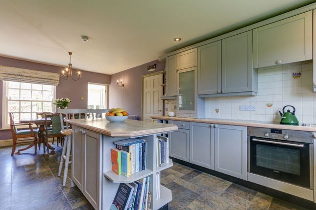 2, Cromwell Close, Morpeth photo 2