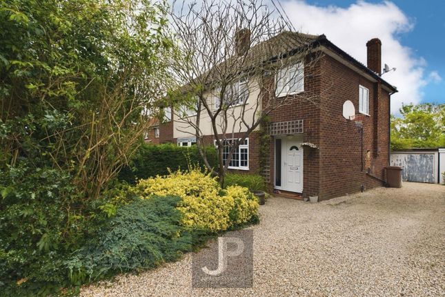 Thumbnail Property for sale in Brentwood Road, Herongate, Brentwood