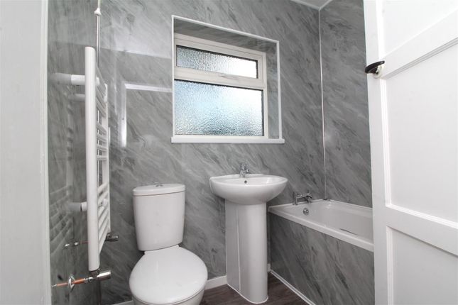 3-bed semi-detached on 86, Eastern Avenue, Peterborough, £250,000