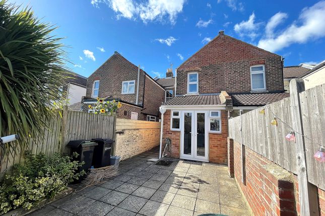 Thumbnail Terraced house to rent in Napier Road, Southsea