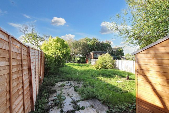 9, Kings Close, Aylesbury photo 2