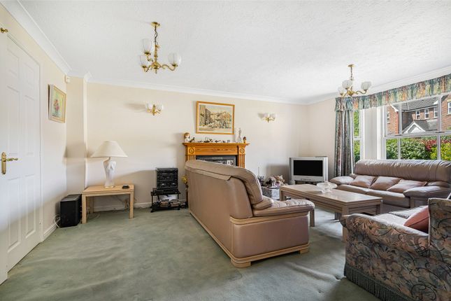 41, Masons Way, Pulborough photo 3