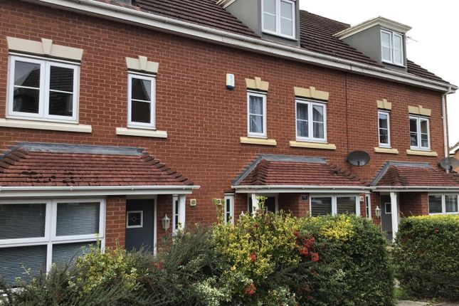 Town house to rent in Clonners Field, Stapeley, Nantwich