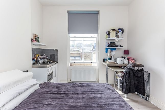 Thumbnail Studio to rent in Warwick Avenue, London