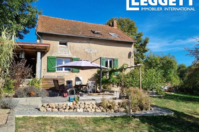 Thumbnail Villa for sale in Saint-Éloy-Les-Mines, Puy-De-Dôme, Auvergne-Rhône-Alpes