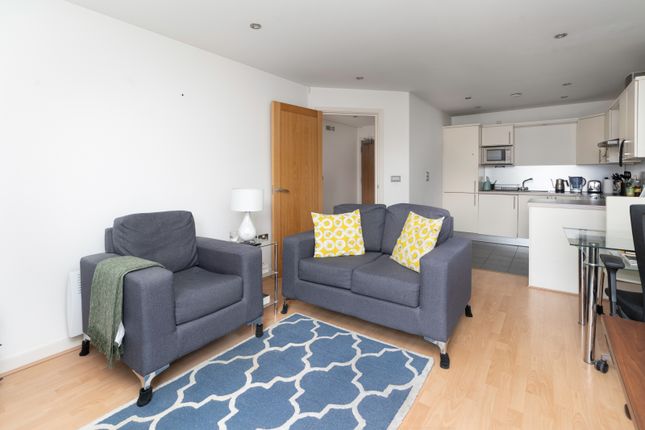 48 Dickinson Court, 15, Brewhouse Yard, Islington photo 3