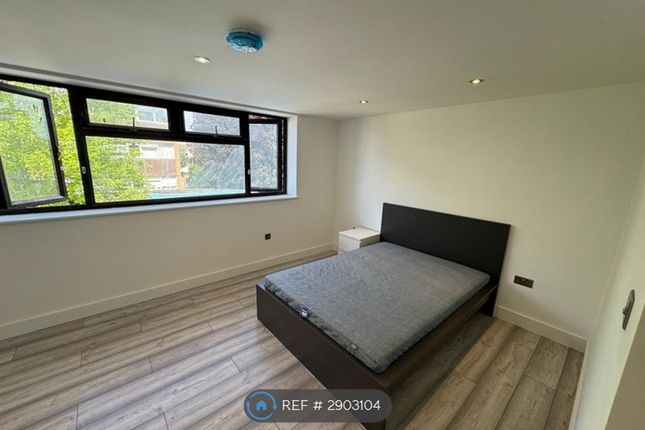 Cranbrook Road, Ilford photo 3