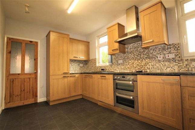 25 St. Marys Road, Rotherham photo 3