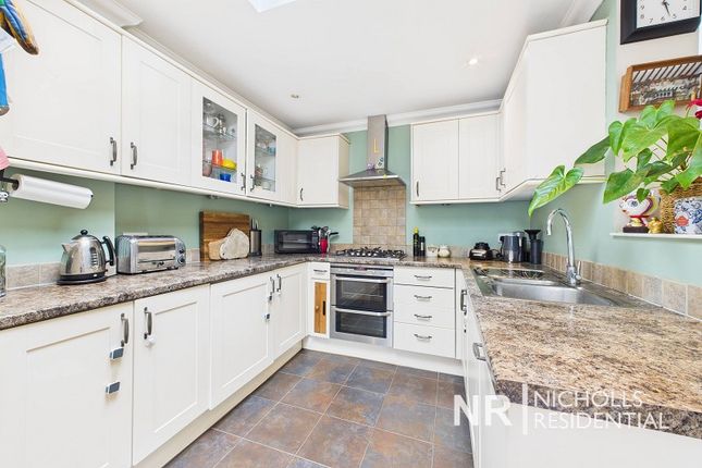 68, Clayton Road, Chessington photo 4