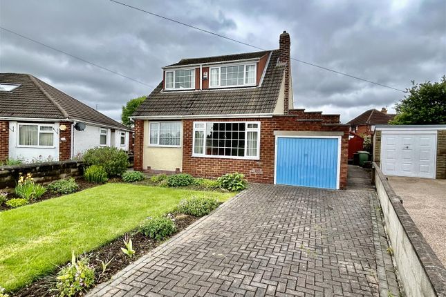 Thumbnail Detached house for sale in Whitecliffe Crescent, Swillington, Leeds