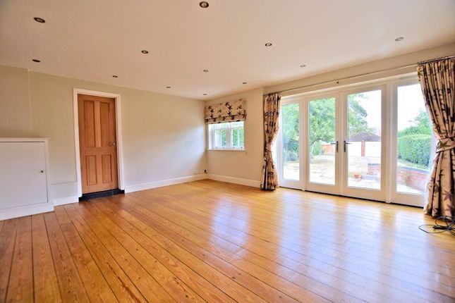 Charthurst,, Basingstoke Road, Reading photo 3