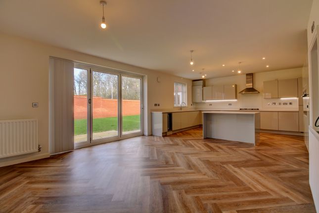 6, Seymour Green, Kenilworth photo 3