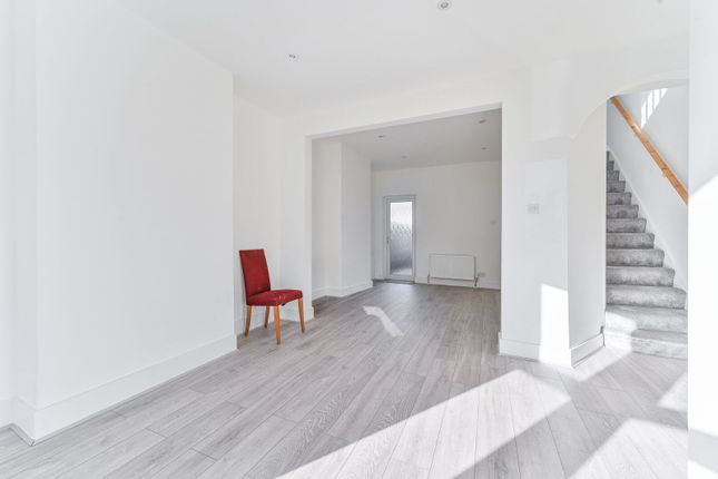 Cranbrook Road, Thornton Heath photo 4