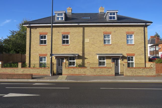 Thumbnail Flat to rent in South Road, Maidenhead