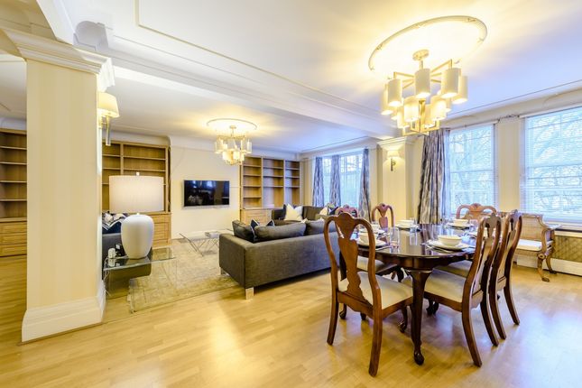 8451956-Interior13