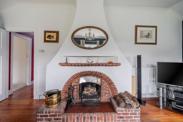 17, Moulsham Lane, Hampshire photo 3