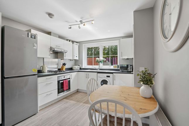 23 Fuller Way, Abingdon photo 2