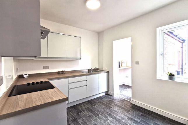45 Garden Street, Castleford photo 3