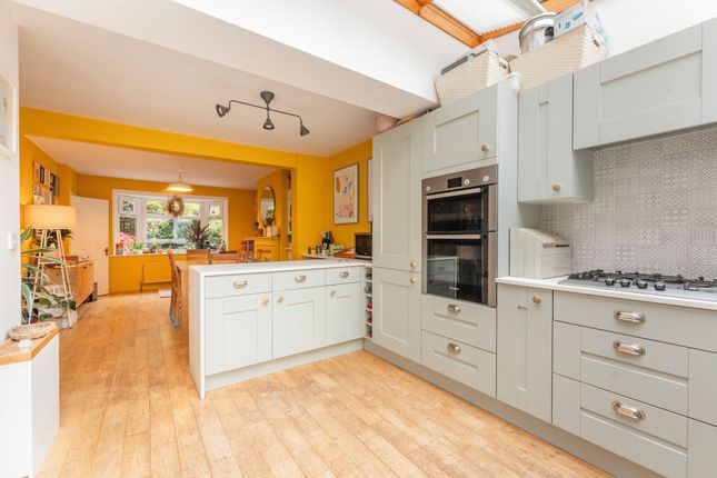8 Whitwell Road, Norwich photo 3