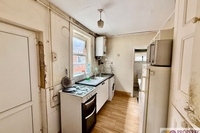 198 St. Thomas Road, Derby photo 5