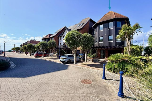2, Custom House Lane, Plymouth photo 2