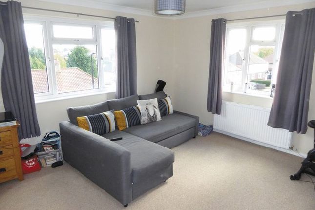 178b, Coulsdon Road, Caterham photo 2