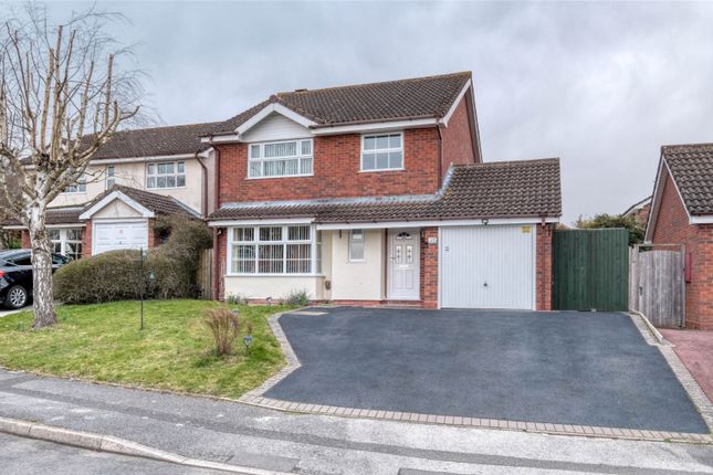 Thumbnail Detached house for sale in Didcot Close, Hunt End, Redditch