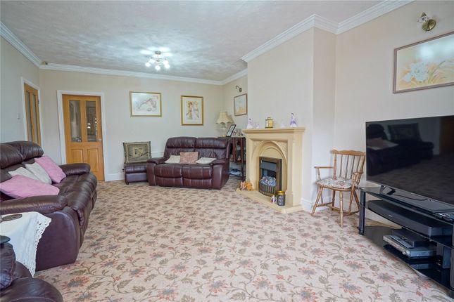 76, Munsbrough Lane, South Yorkshire photo 3