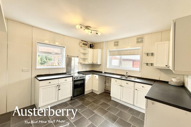 200, Finstock Avenue, Stoke-On-Trent photo 3