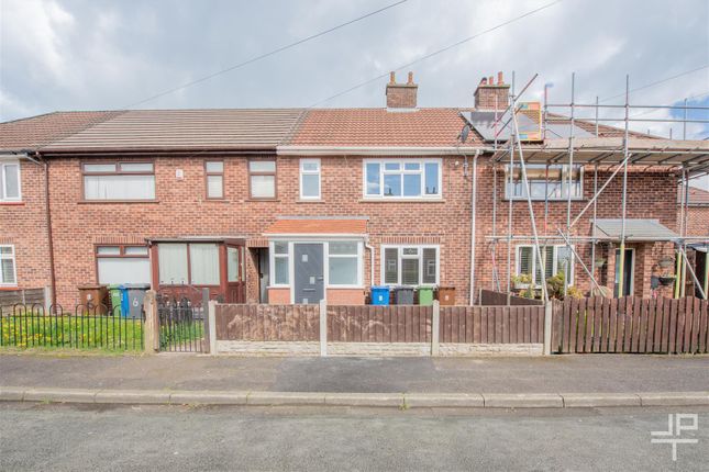 Terraced house to rent in Warwick Road, Tyldesley, Manchester
