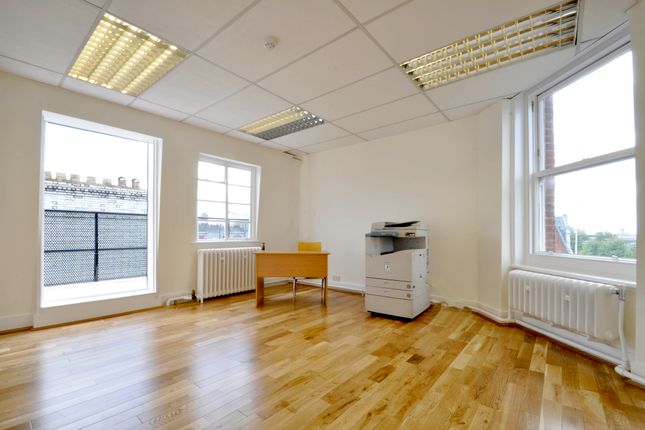 Office to let in WC2H