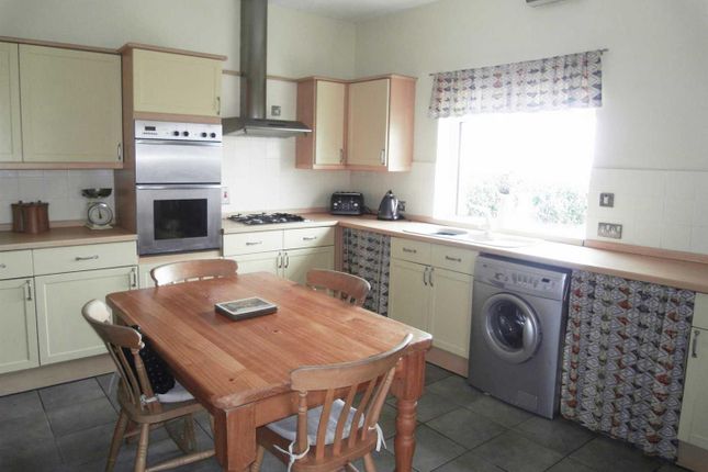 59, King Street, Eccleshill photo 5