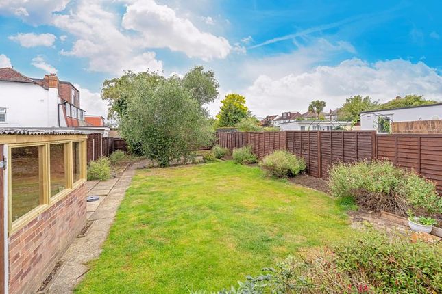 Bungalow for sale in Ewell Court Avenue, Epsom