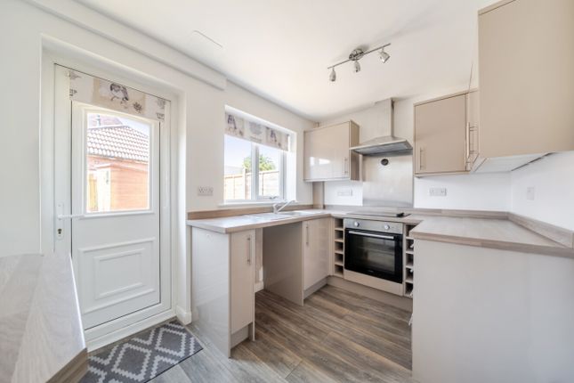 36, Beaufort Close, Lincoln photo 3