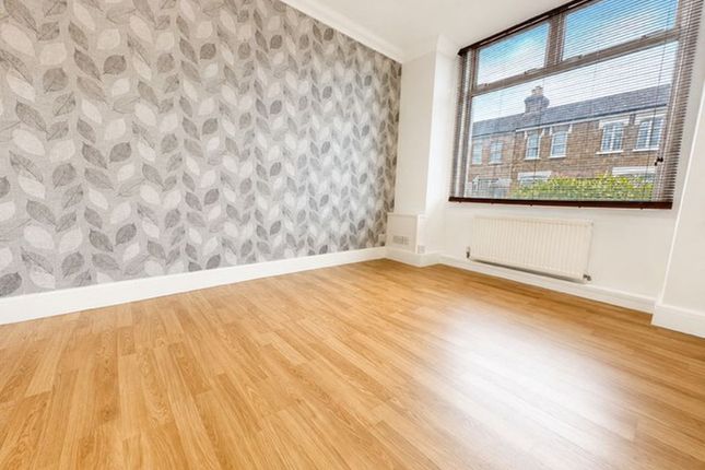 13, Delamare Road, Waltham Cross photo 5
