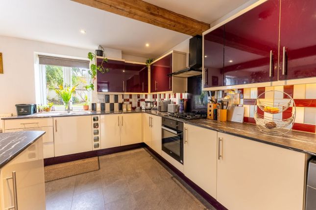 1 Chapel Cottage, Brecon photo 3