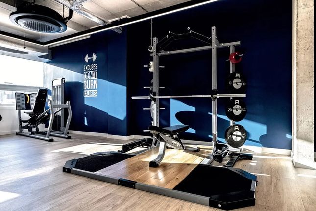 London Square Gym 2.Jpg