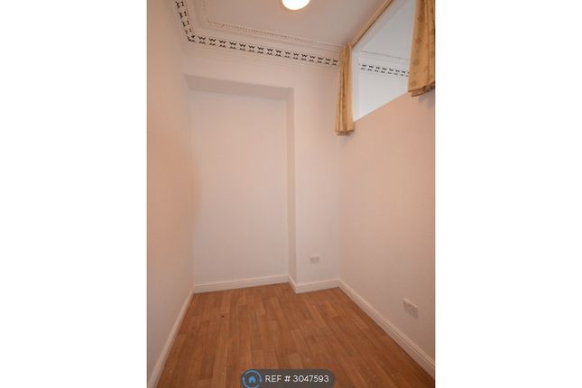 Pierremont Crescent, Darlington photo 3