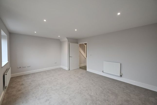 Peony, Plot 19 Severn Meadows, Worcester photo 4