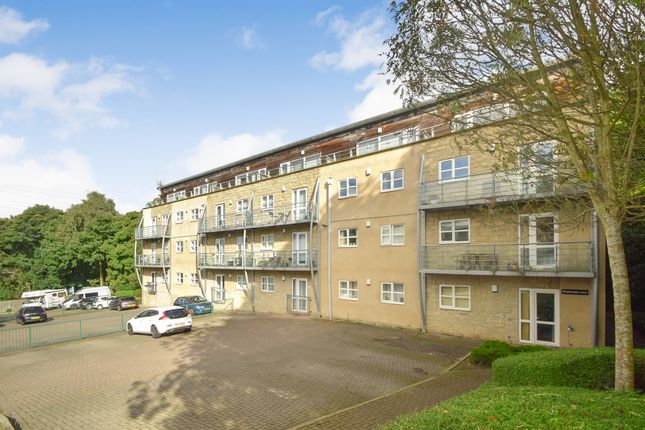 Thumbnail Flat for sale in Brackendale Court, Thackley, Bradford, West Yorkshire