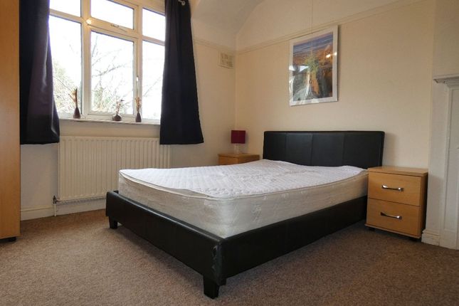 Room to rent in Trent Valley Road, Penkhull, Stoke-On-Trent