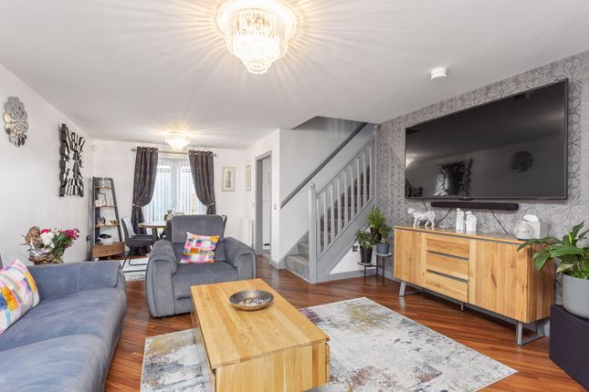 19 Crichton's Way, Armadale photo 4