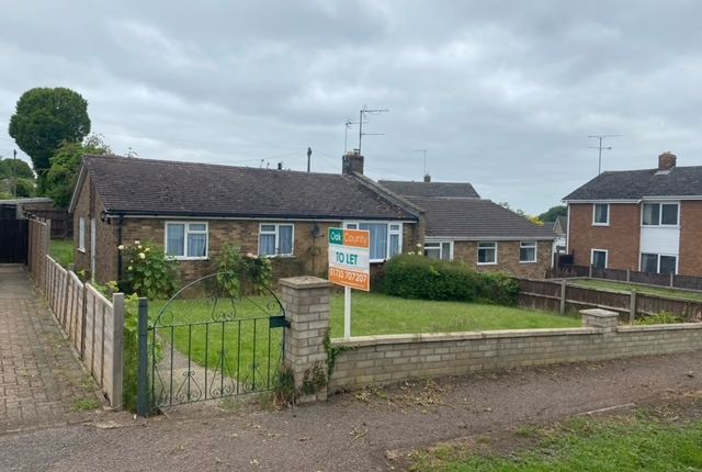 Thumbnail Bungalow to rent in Spinney Road, Ketton, Peterborough