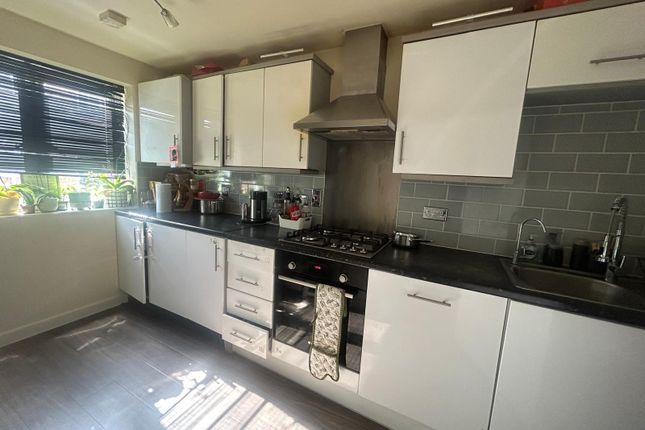 Baxter Road, Watford photo 2