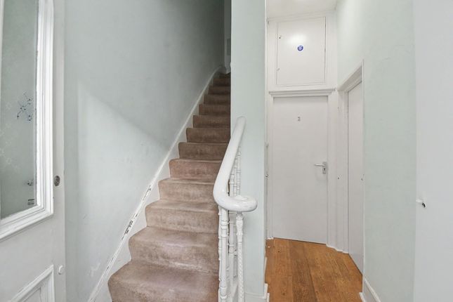 59 Upham Park Road, London photo 3