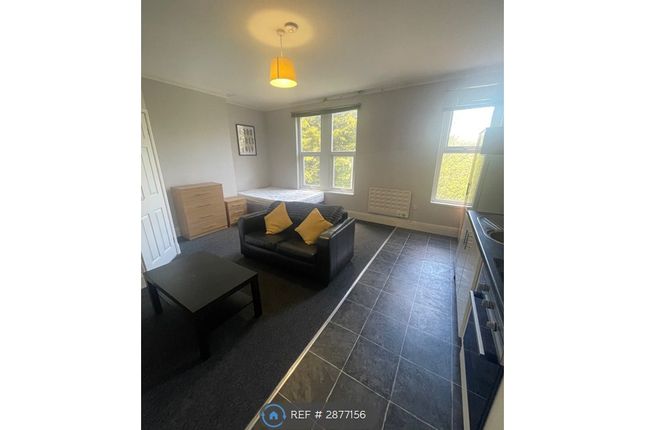 Conference Rd Armley, Leeds photo 2